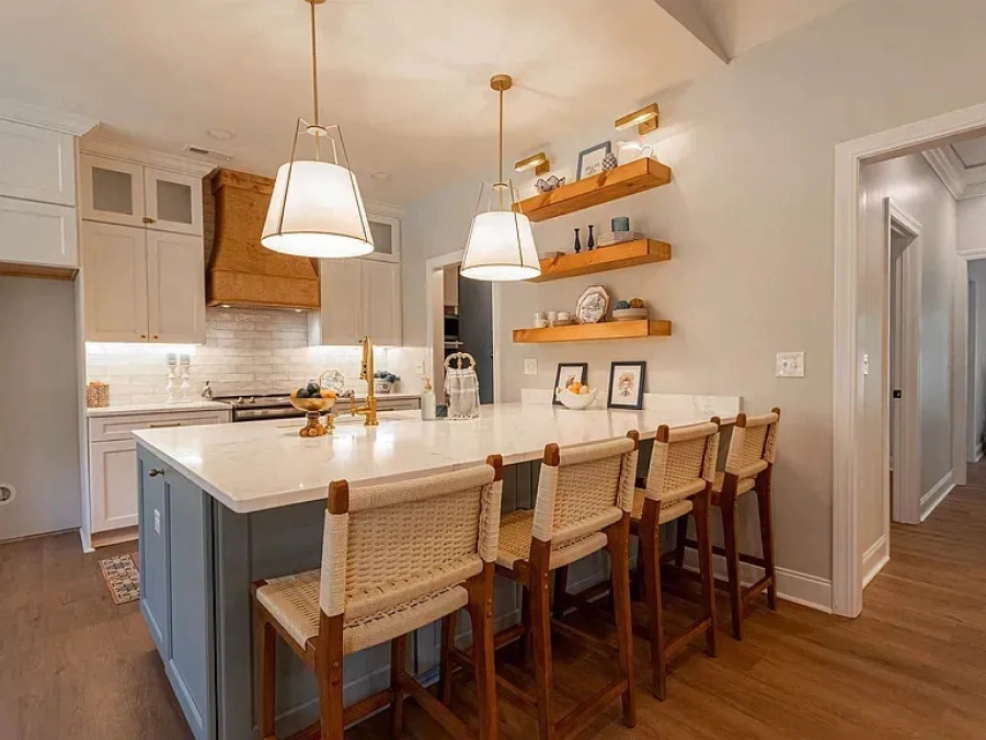 dining room 4